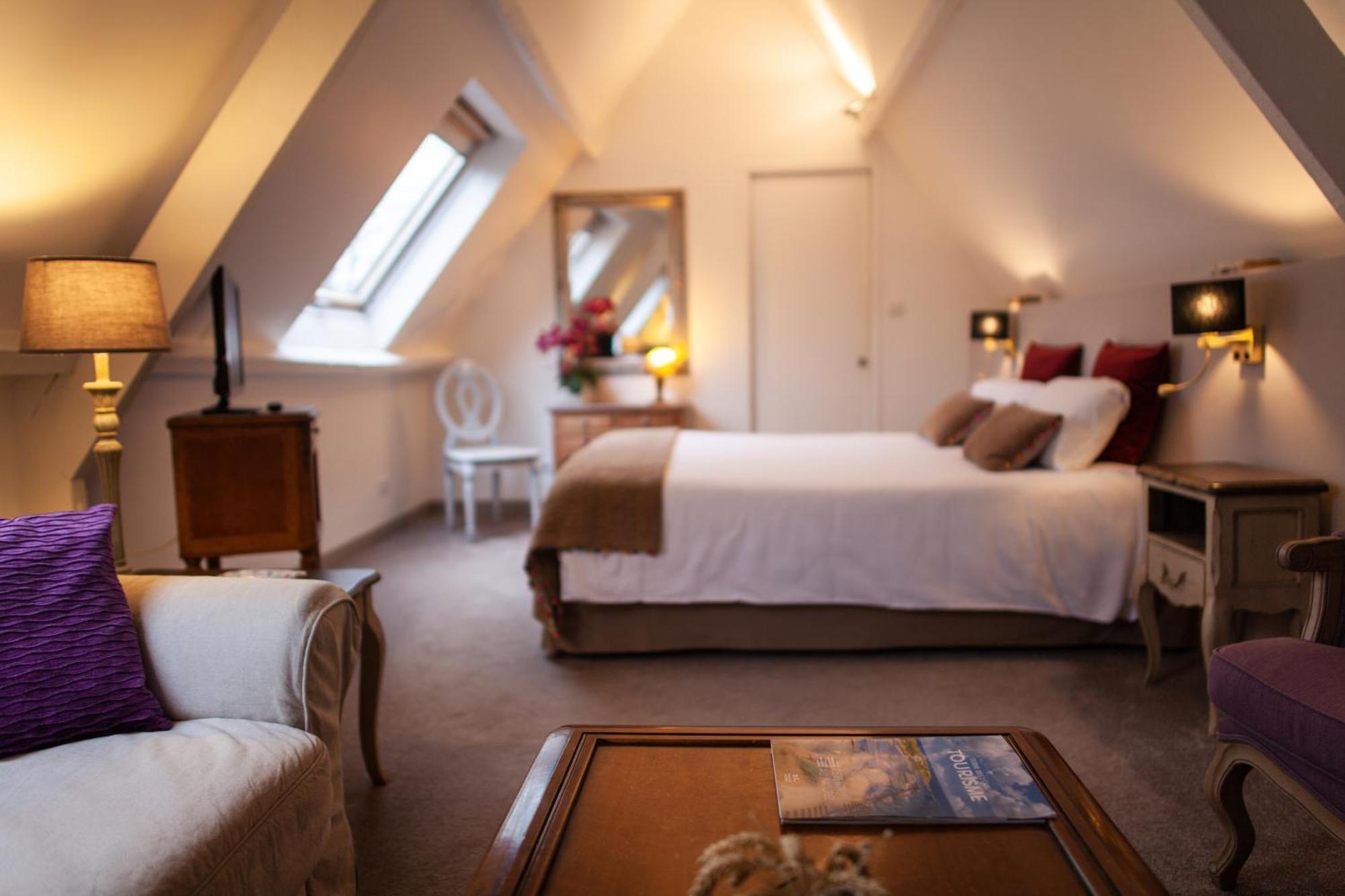 Le Colombier Bed & Breakfast Уисан Екстериор снимка