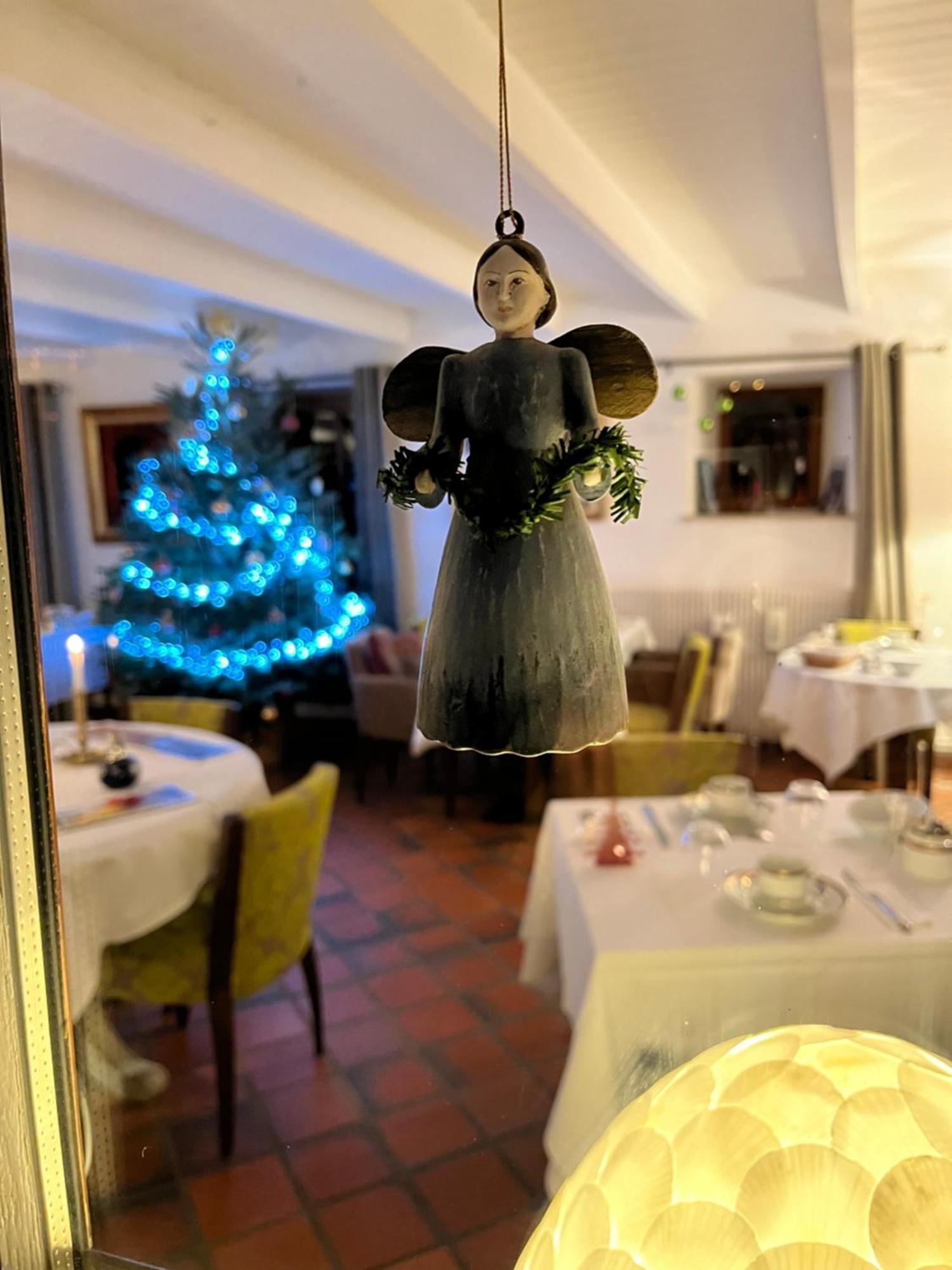 Le Colombier Bed & Breakfast Уисан Екстериор снимка